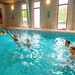 Well-Kept Chalet In A Holiday Park, Adjacent To The Hoge Veluwe National Park